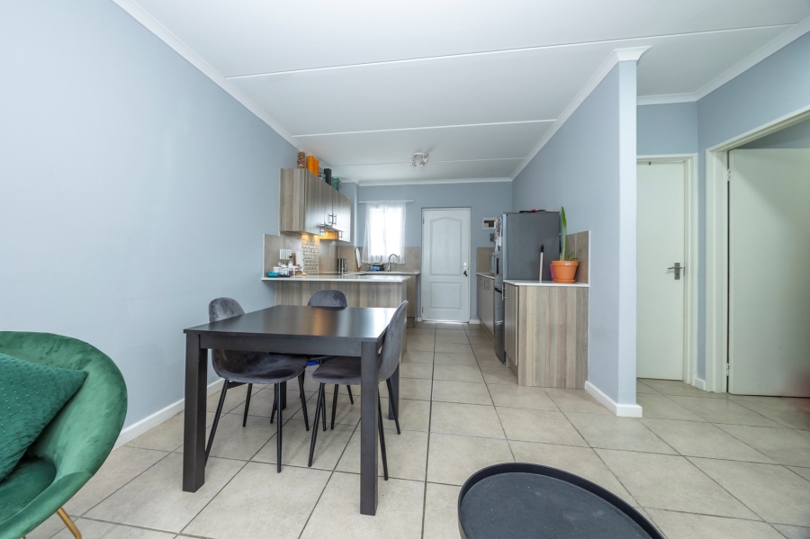 2 Bedroom Property for Sale in Nuutgevonden Western Cape